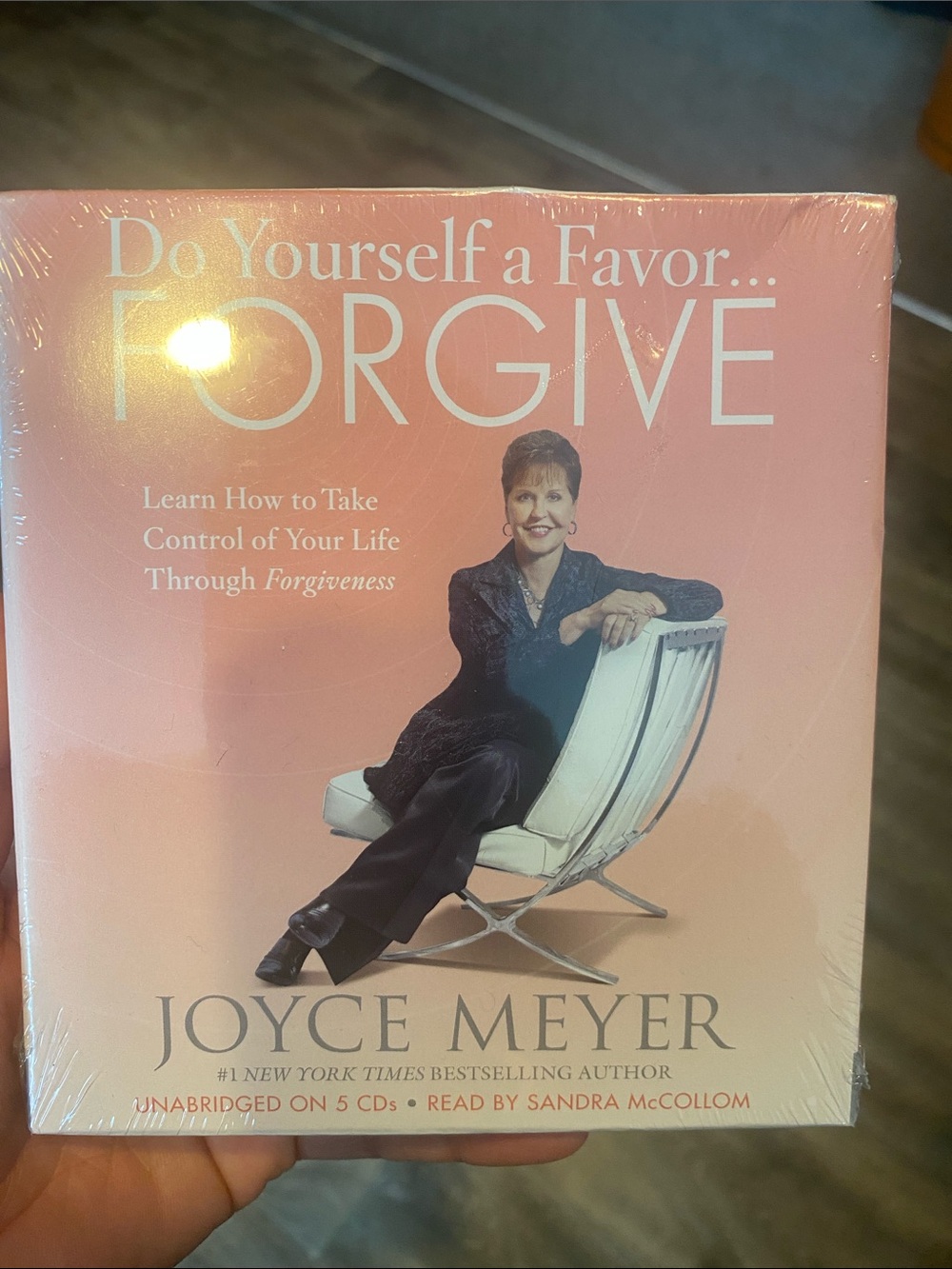 Do Yourself a Favor... Forgive by Joyce Meyer - Pink Cover Audiobook
